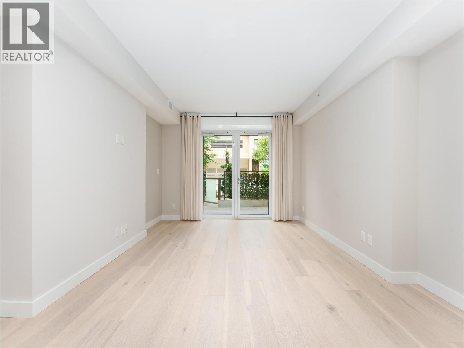 101 2738 Library Lane, North Vancouver, British Columbia  V7J 0B3 - Photo 3 - R3064574