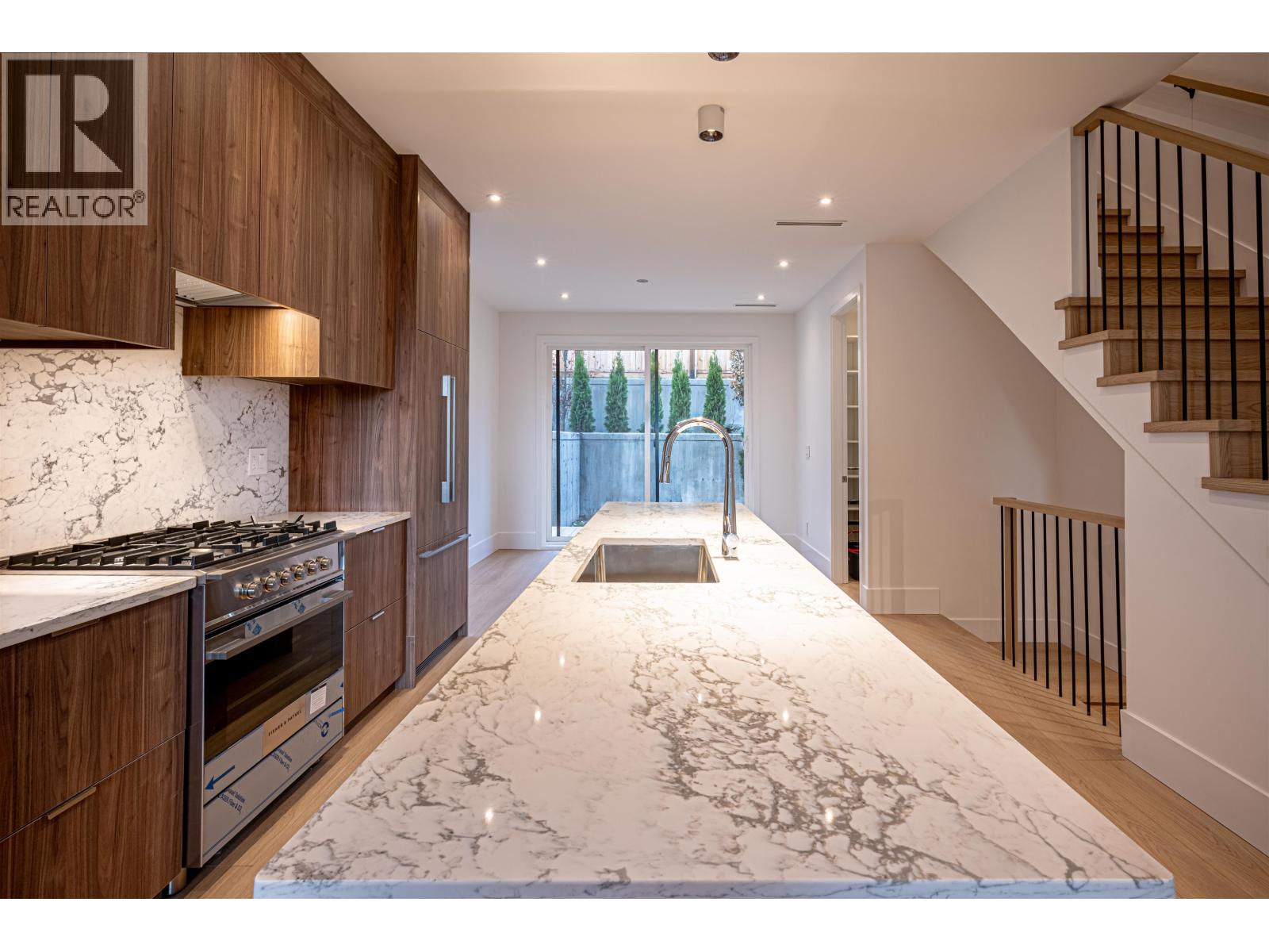 3 1125 Cartier Avenue, Coquitlam, British Columbia V3K 2C1 - Photo 4 - R3064576