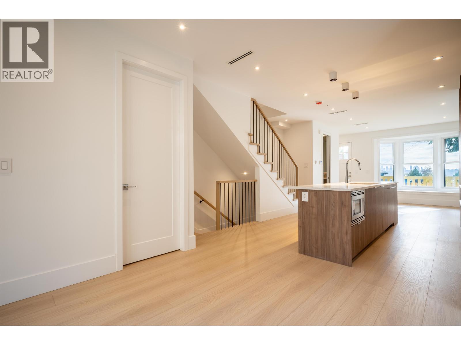 3 1125 Cartier Avenue, Coquitlam, British Columbia V3K 2C1 - Photo 5 - R3064576