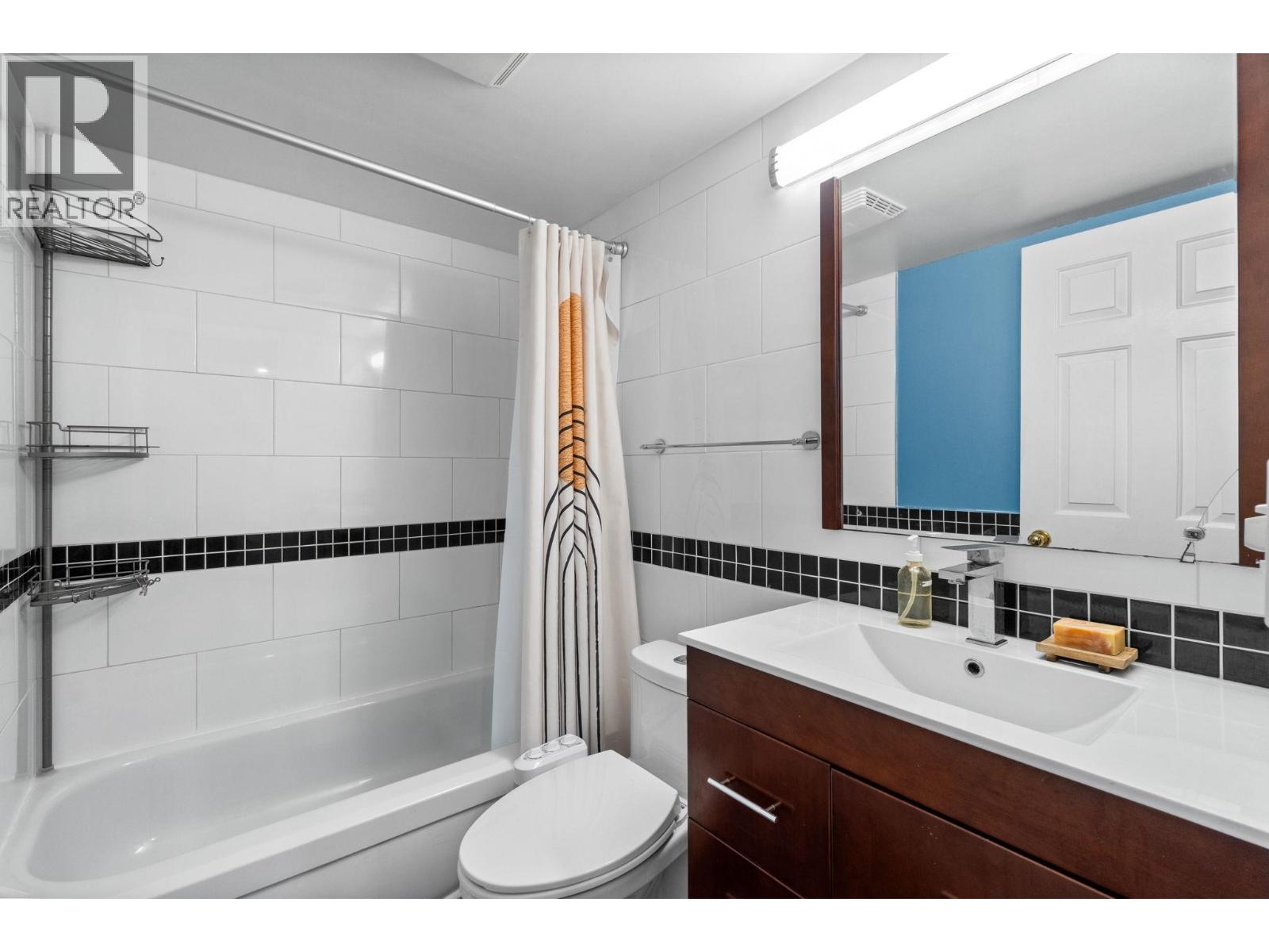 102 1689 E 4th Avenue, Vancouver, British Columbia  V5N 1J7 - Photo 16 - R3064583