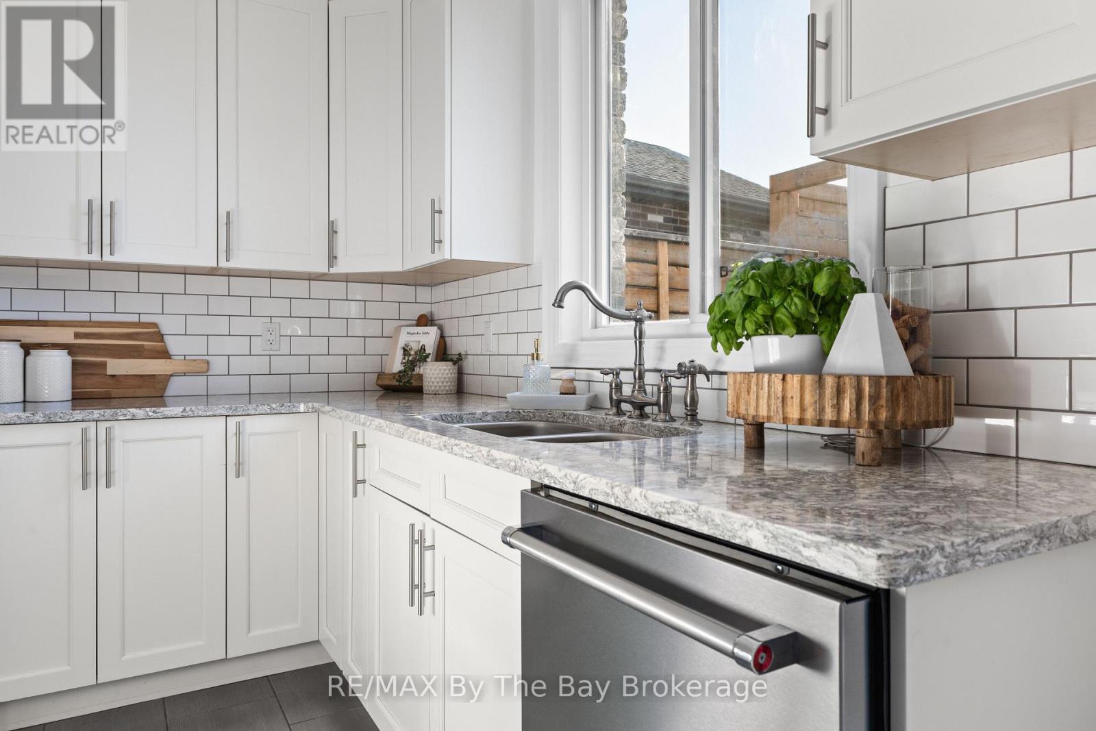 77 Lockerbie Crescent, Collingwood, Ontario L9Y 0Y8 - Photo 13 - S12509018