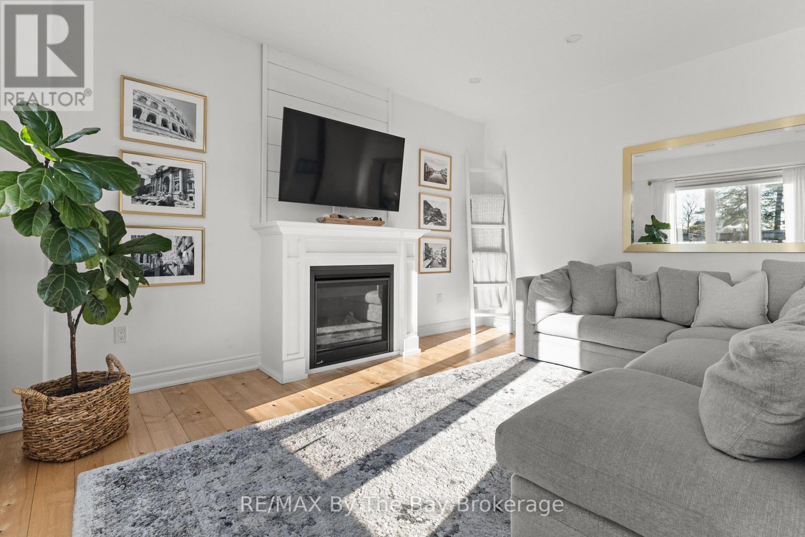 77 Lockerbie Crescent, Collingwood, Ontario L9Y 0Y8 - Photo 15 - S12509018