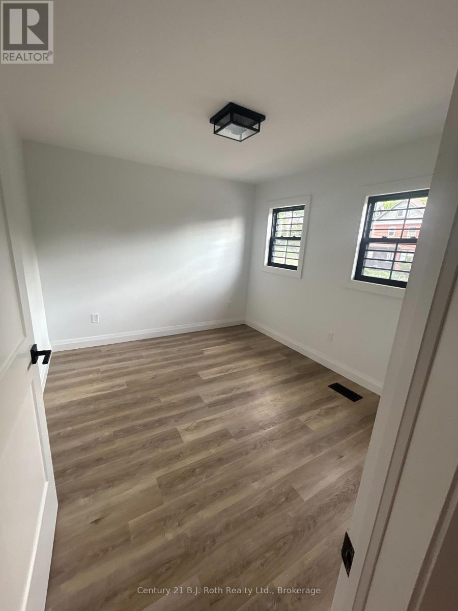 339 First Street, Midland, Ontario  L4R 3P3 - Photo 16 - S12509044