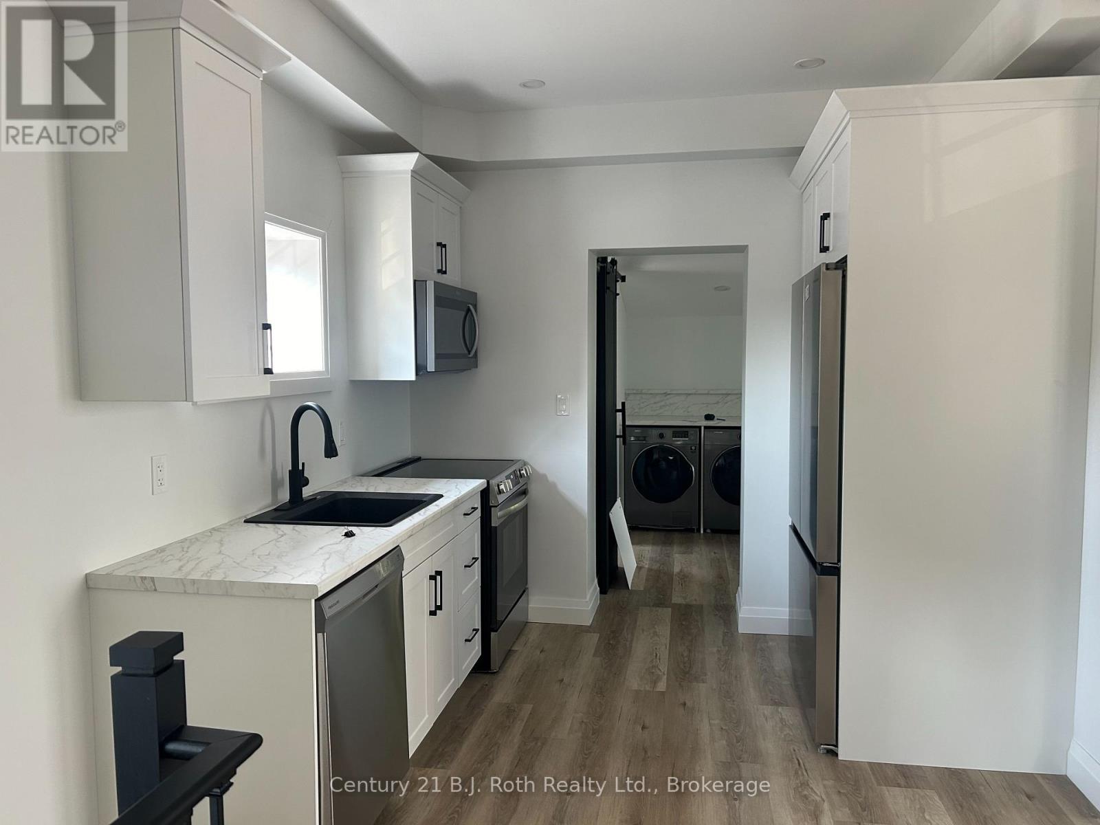 339 First Street, Midland, Ontario  L4R 3P3 - Photo 3 - S12509044