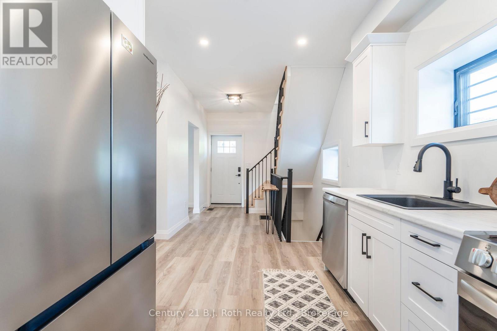 339 First Street, Midland, Ontario  L4R 3P3 - Photo 5 - S12509044