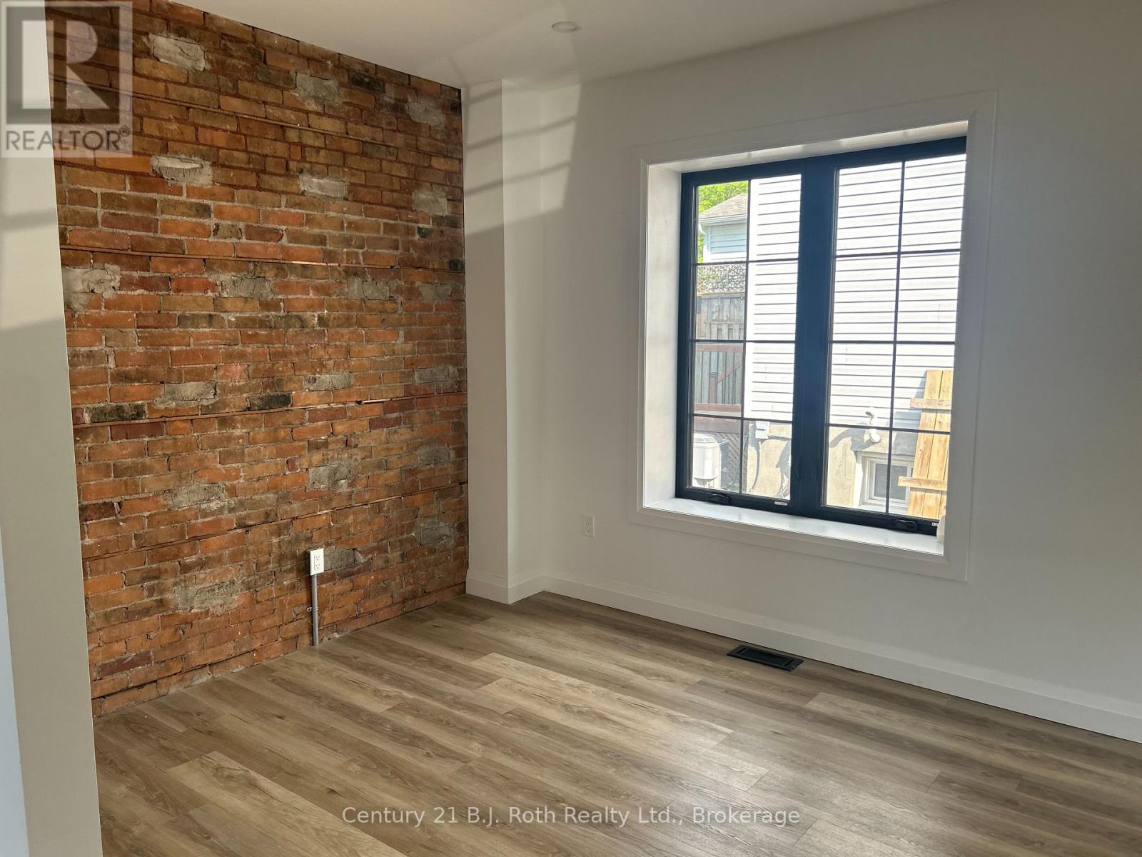 339 First Street, Midland, Ontario  L4R 3P3 - Photo 6 - S12509044