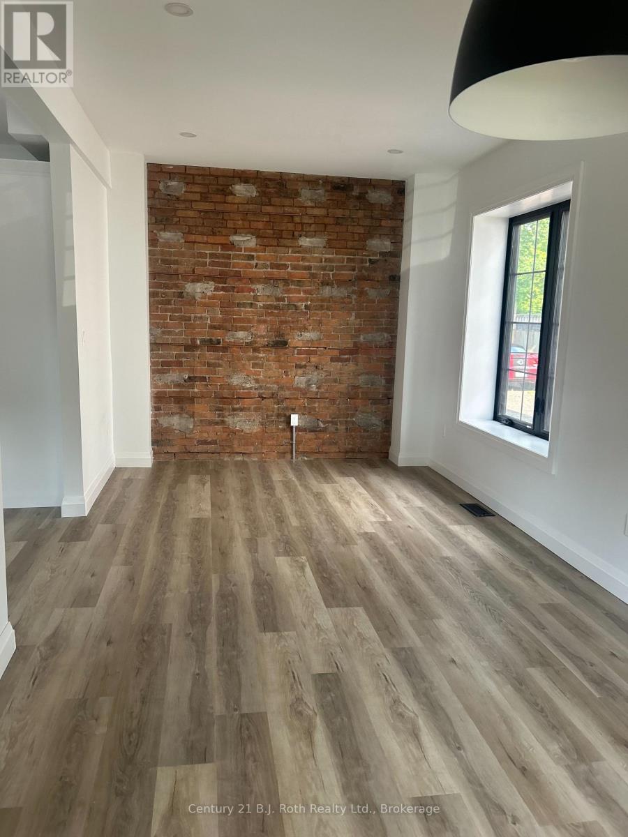 339 First Street, Midland, Ontario  L4R 3P3 - Photo 7 - S12509044