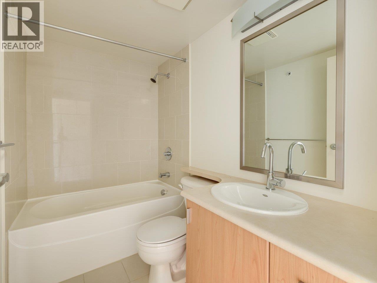 410 6888 Southpoint Drive, Burnaby, British Columbia  V3N 5E3 - Photo 17 - R3057403