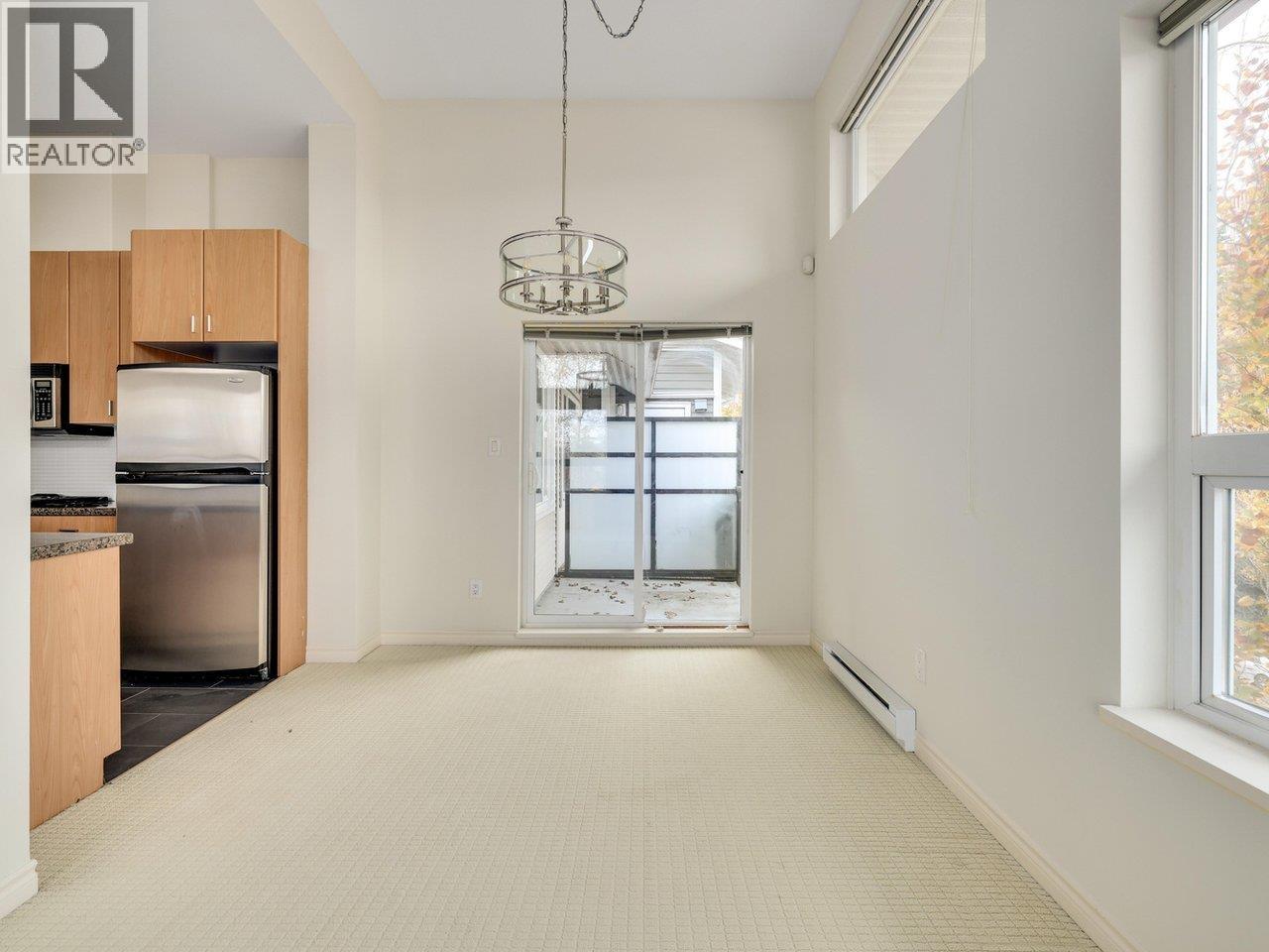 410 6888 Southpoint Drive, Burnaby, British Columbia  V3N 5E3 - Photo 7 - R3057403