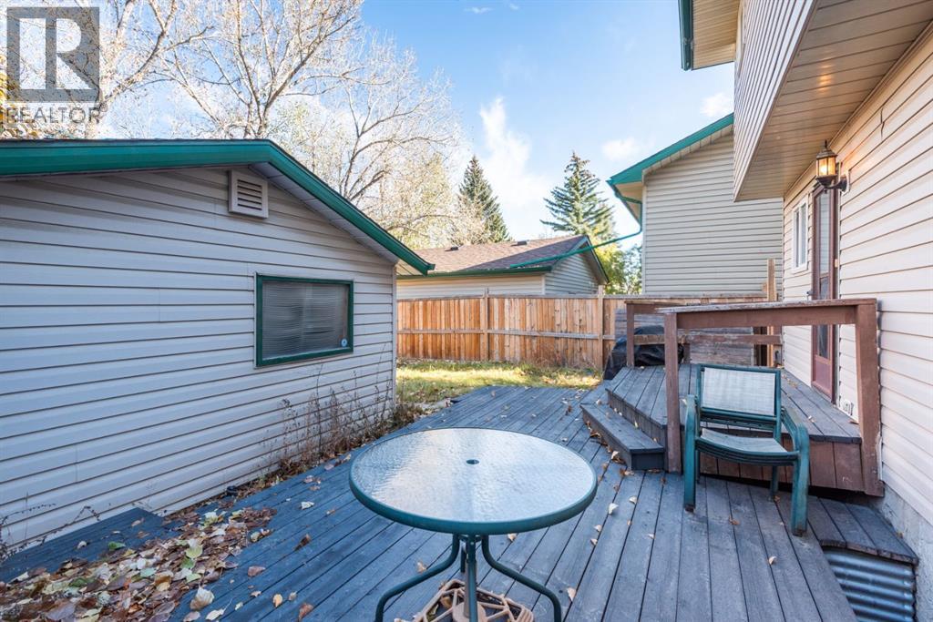 19 Woodglen Grove Sw, Calgary, Alberta  T2W 4J9 - Photo 27 - A2266711