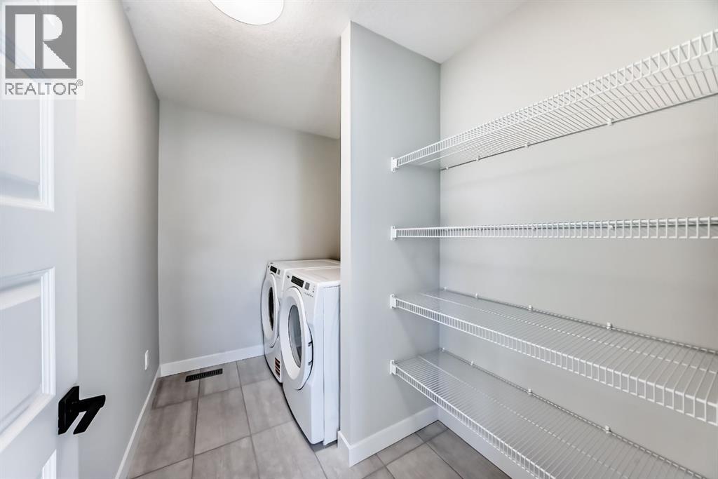 123 Saddlebred Place, Cochrane, Alberta  T4C 3E6 - Photo 34 - A2267565