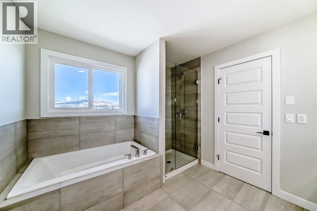 123 Saddlebred Place, Cochrane, Alberta  T4C 3E6 - Photo 23 - A2267565