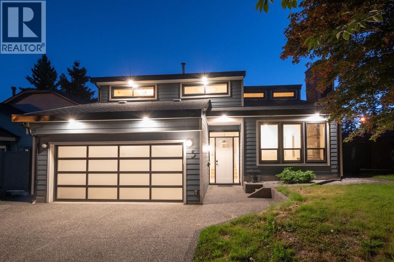 5 Campion Court, Port Moody, British Columbia V3H 4A9 - Photo 2 - R3064549