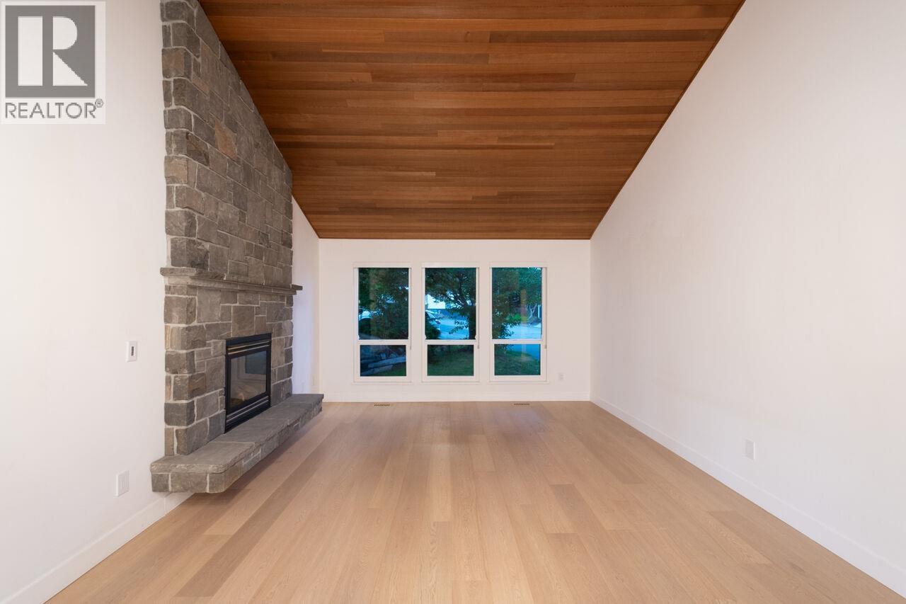 5 Campion Court, Port Moody, British Columbia V3H 4A9 - Photo 7 - R3064549