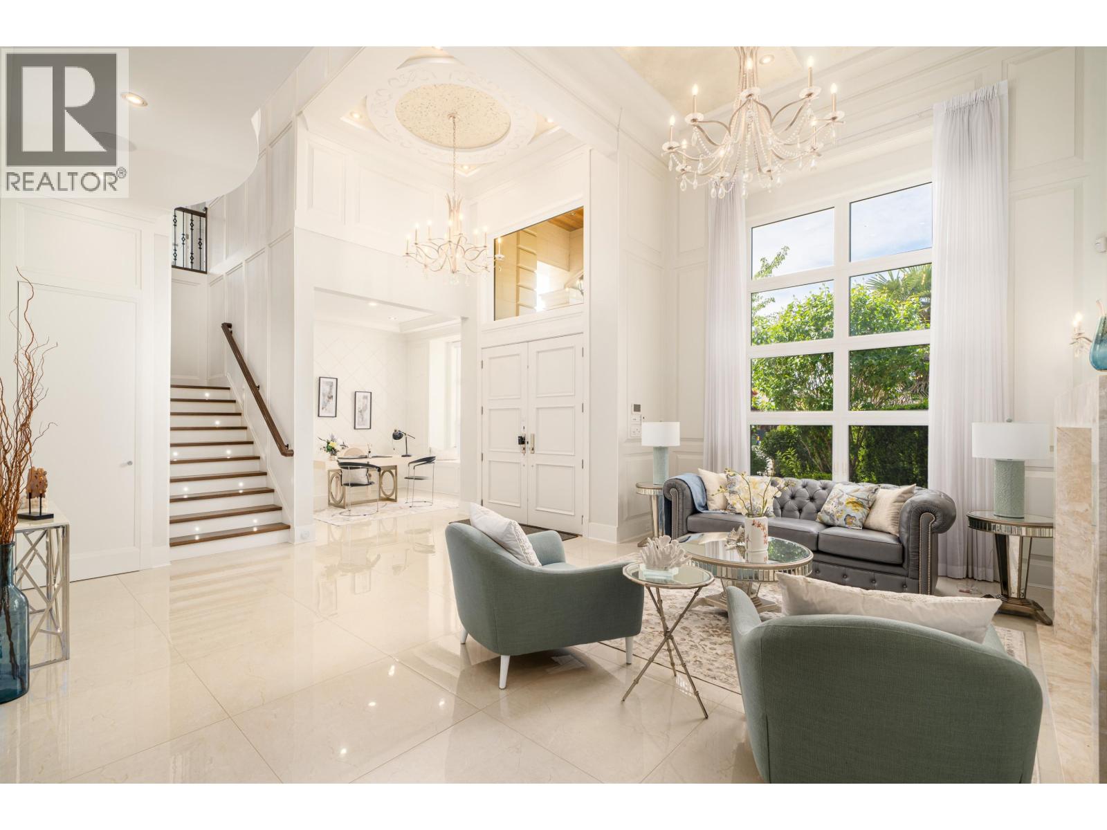 10820 Forrilon Place, Richmond, British Columbia V7A 4G8 - Photo 5 - R3064551