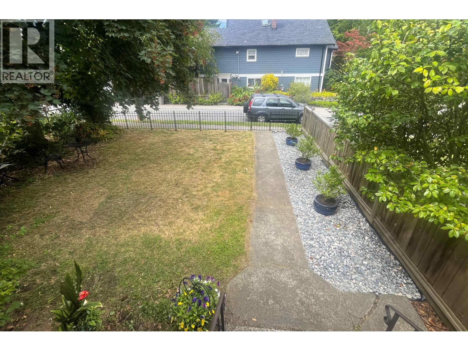 1688 E 29th Avenue, Vancouver, British Columbia V5N 2Y6 - Photo 2 - R3064579