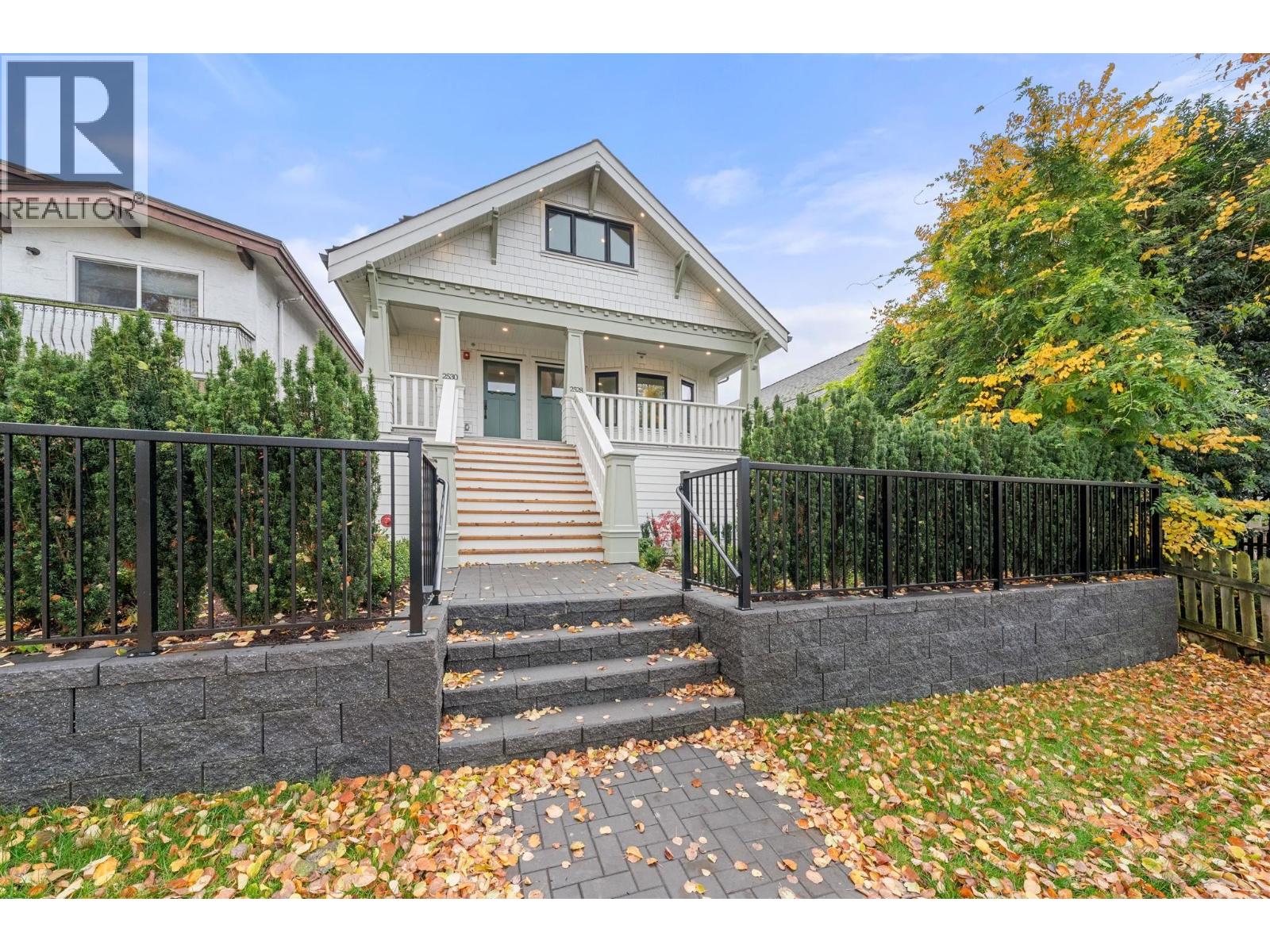 2528 MCGILL STREET, Vancouver, British Columbia