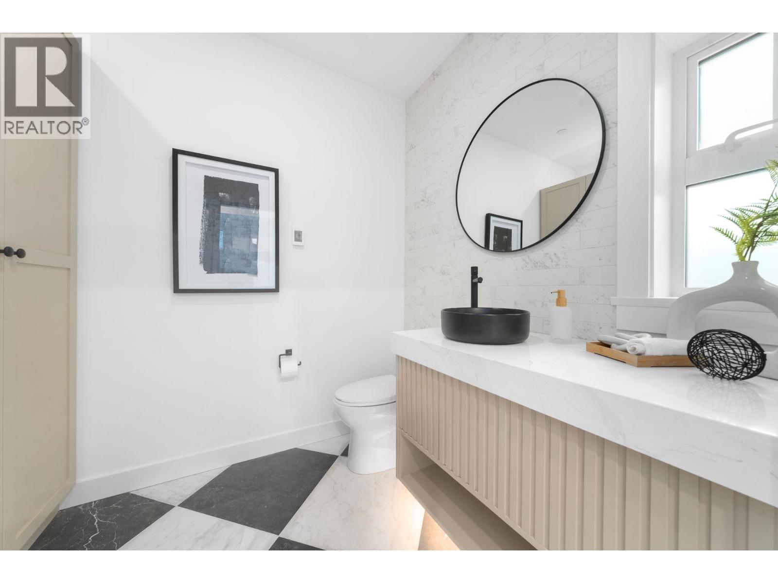 2528 Mcgill Street, Vancouver, British Columbia  V5K 1H1 - Photo 16 - R3063931