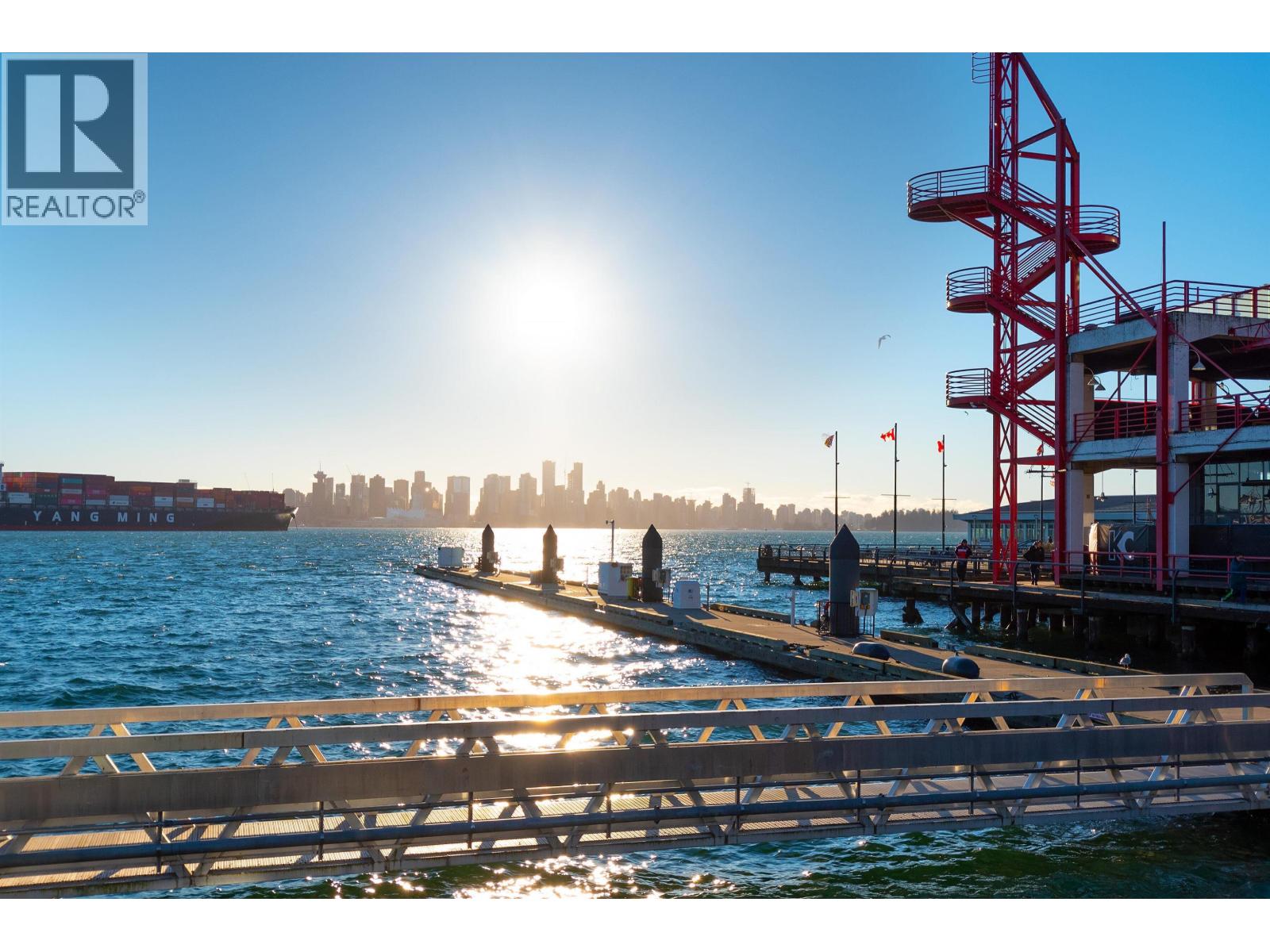 304 152 E 12th Street, North Vancouver, British Columbia V7L 2J4 - Photo 35 - R3064319