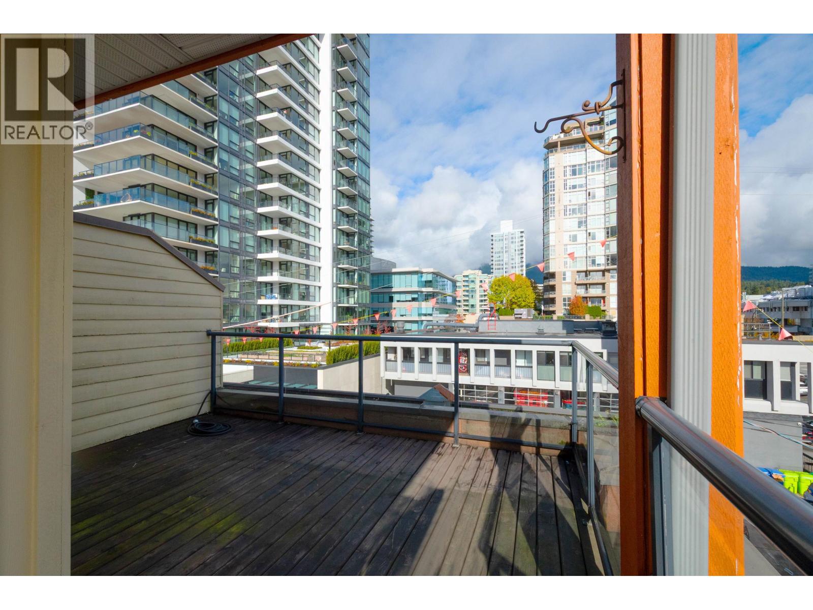 304 152 E 12th Street, North Vancouver, British Columbia V7L 2J4 - Photo 27 - R3064319