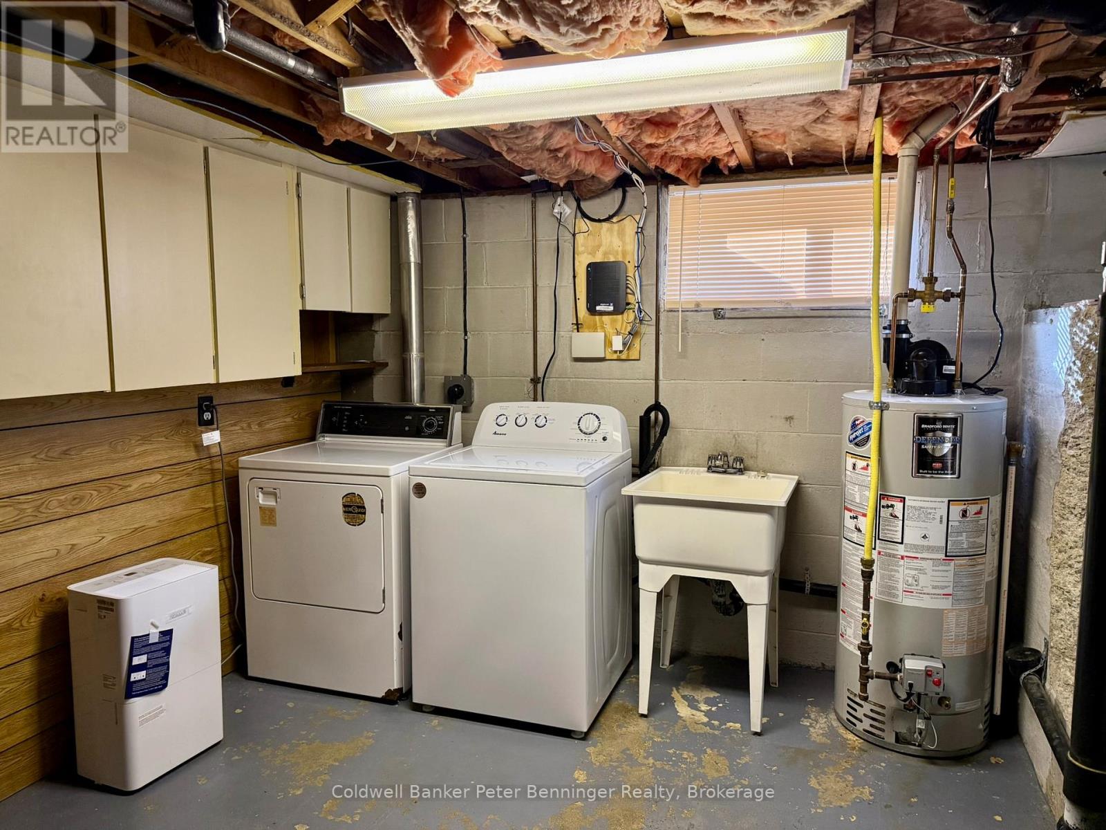 121 Hinks Street, Brockton, Ontario N0G 2V0 - Photo 27 - X12509072