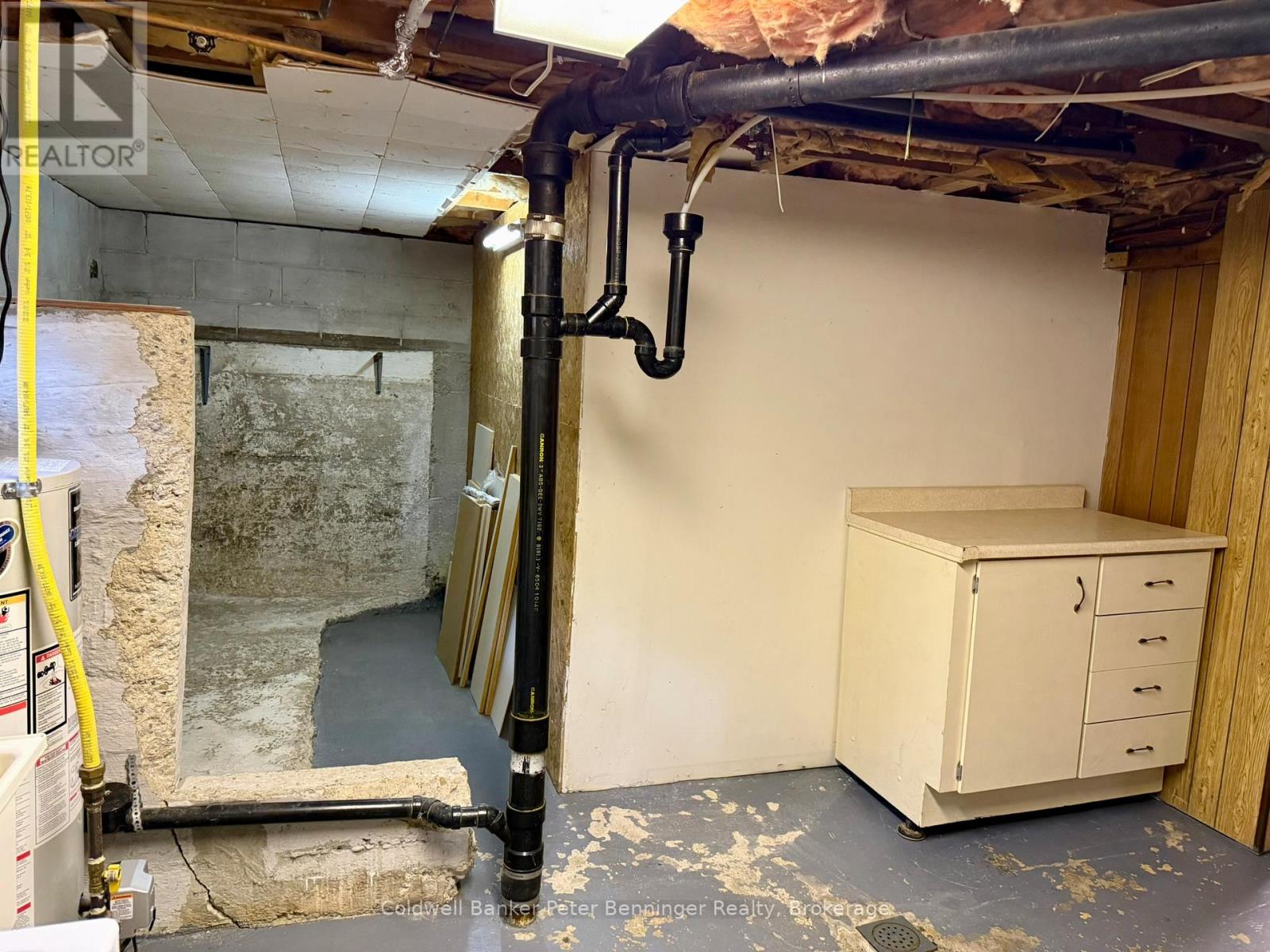 121 Hinks Street, Brockton, Ontario N0G 2V0 - Photo 28 - X12509072