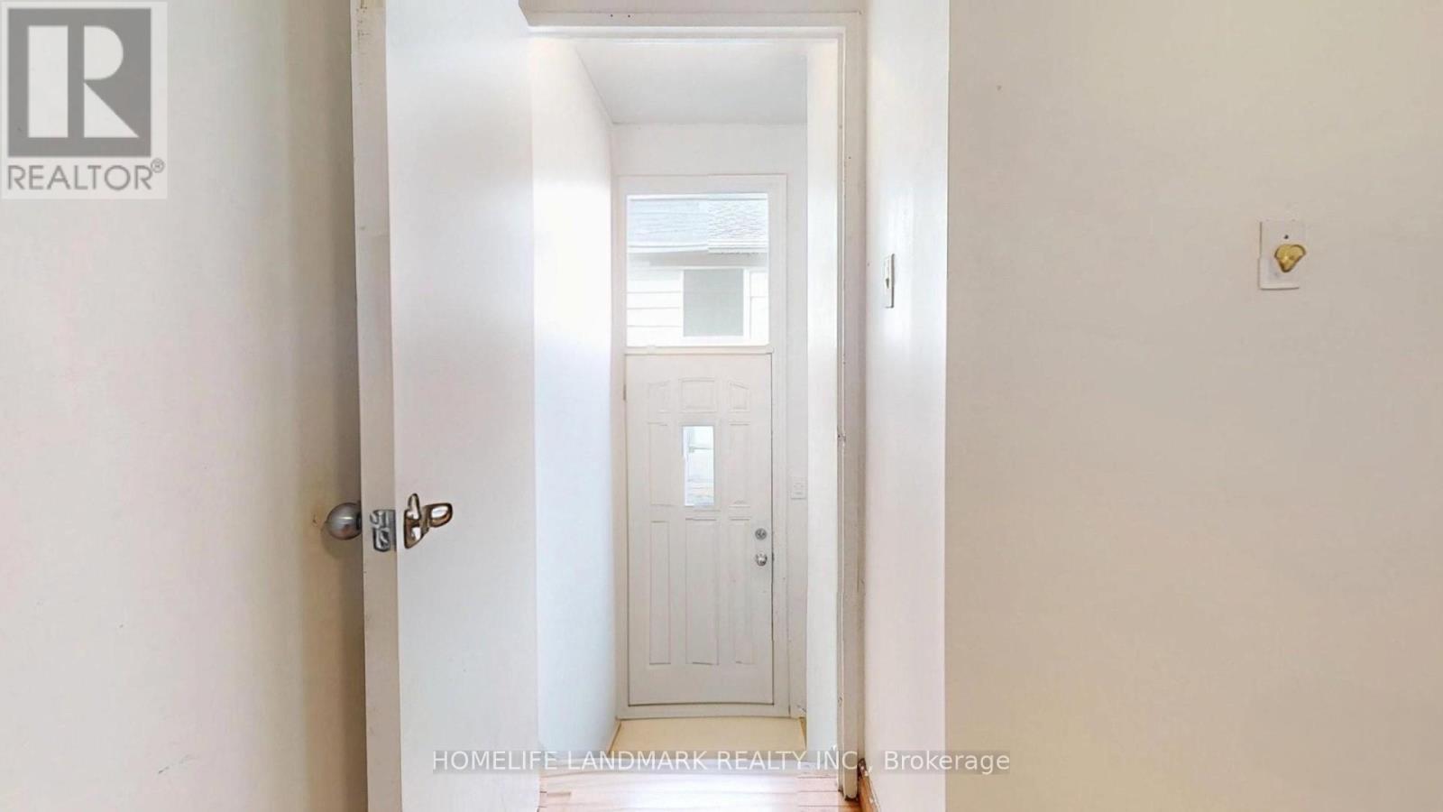 313 Hollyberry Trail, Toronto, Ontario  M2H 2P5 - Photo 14 - C12505964