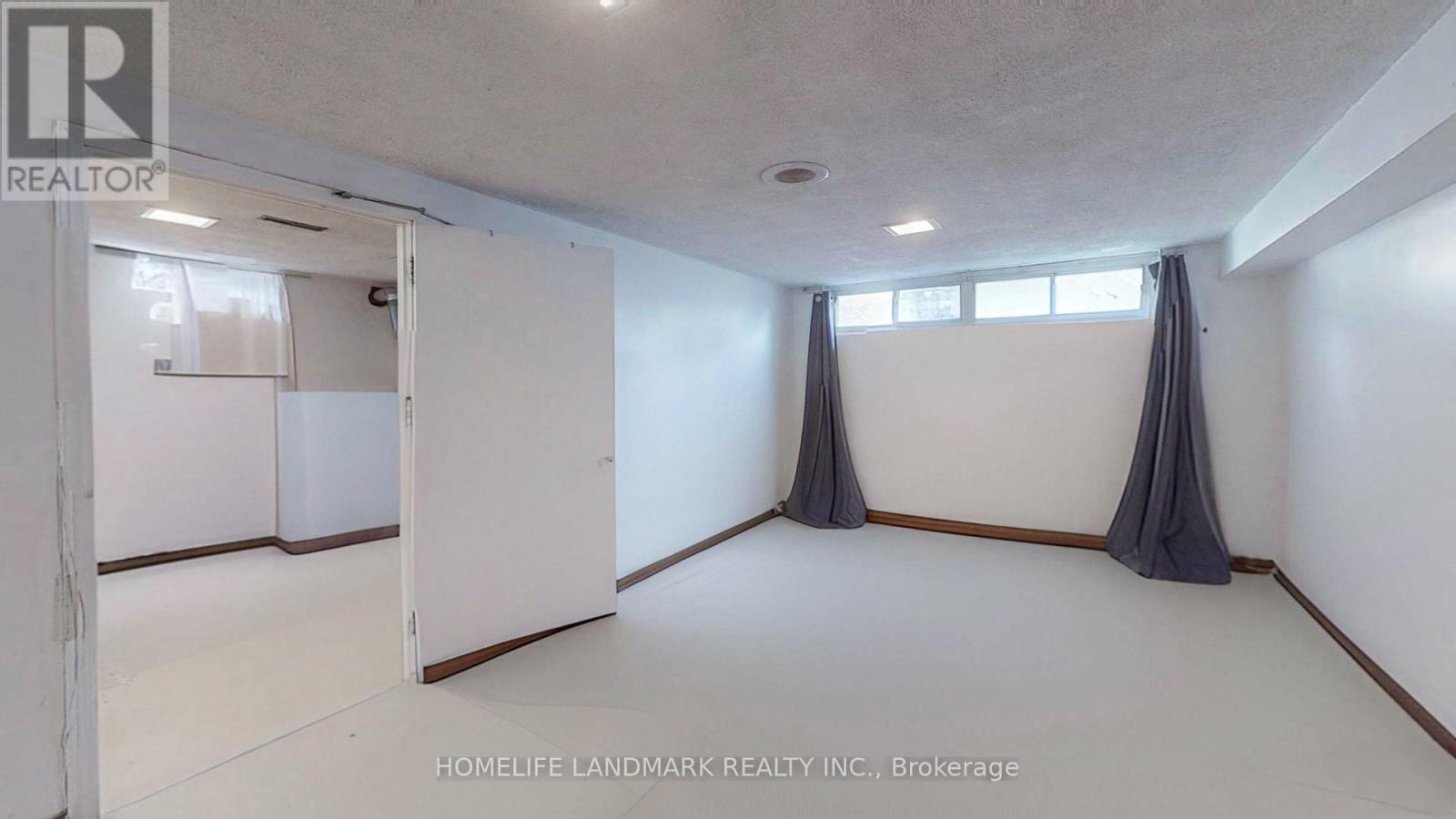 313 Hollyberry Trail, Toronto, Ontario  M2H 2P5 - Photo 18 - C12505964