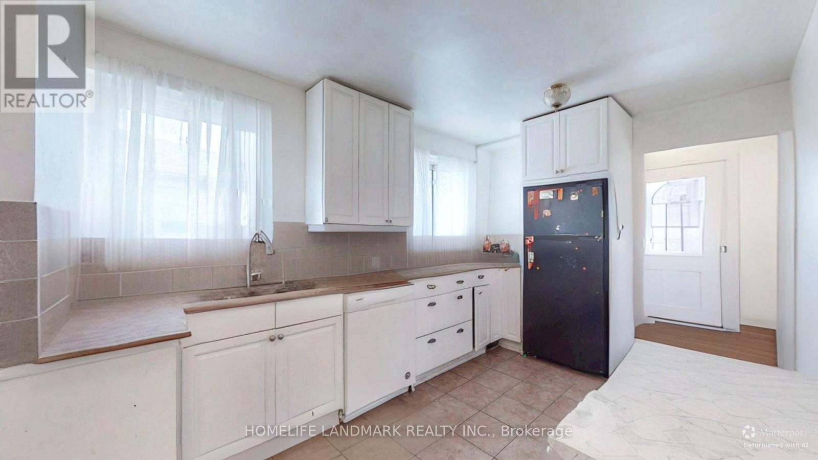 313 Hollyberry Trail, Toronto, Ontario  M2H 2P5 - Photo 9 - C12505964