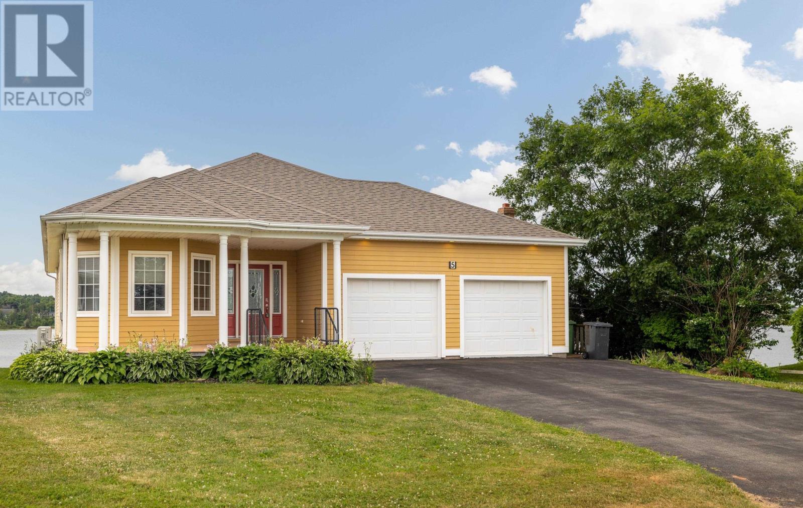 5 Chelsea Lane, Stratford, Prince Edward Island  C1B 0J1 - Photo 6 - 202525008