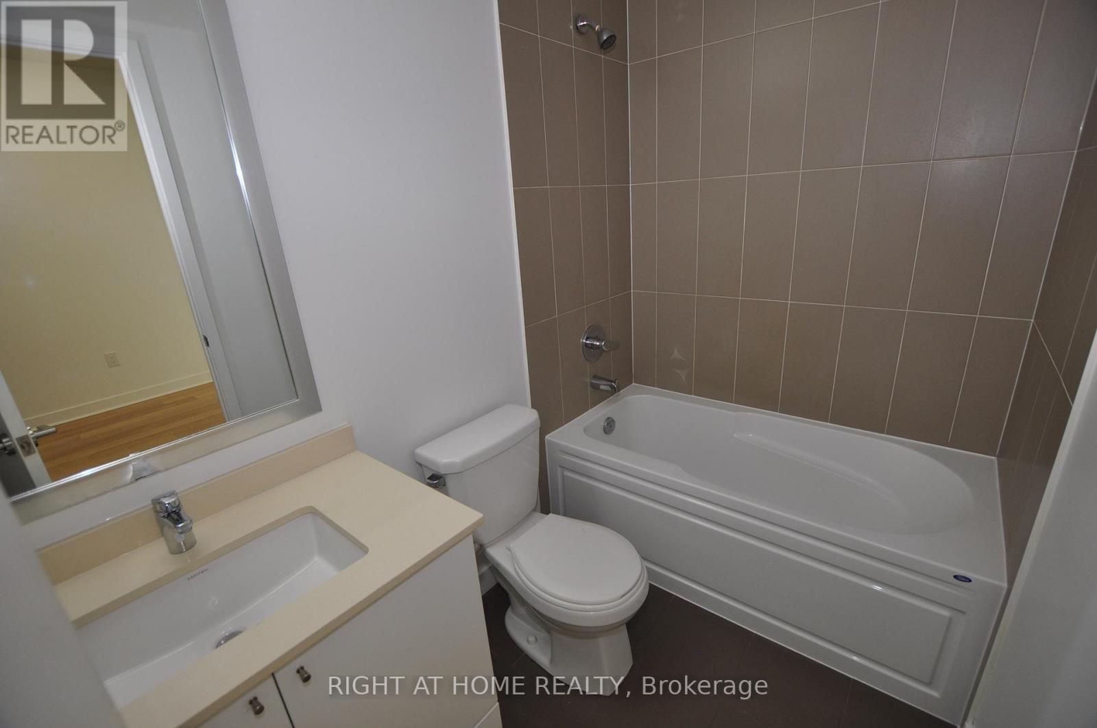 909 - 3975 Grand Park Drive, Mississauga, Ontario  L5B 0K4 - Photo 24 - W12496484