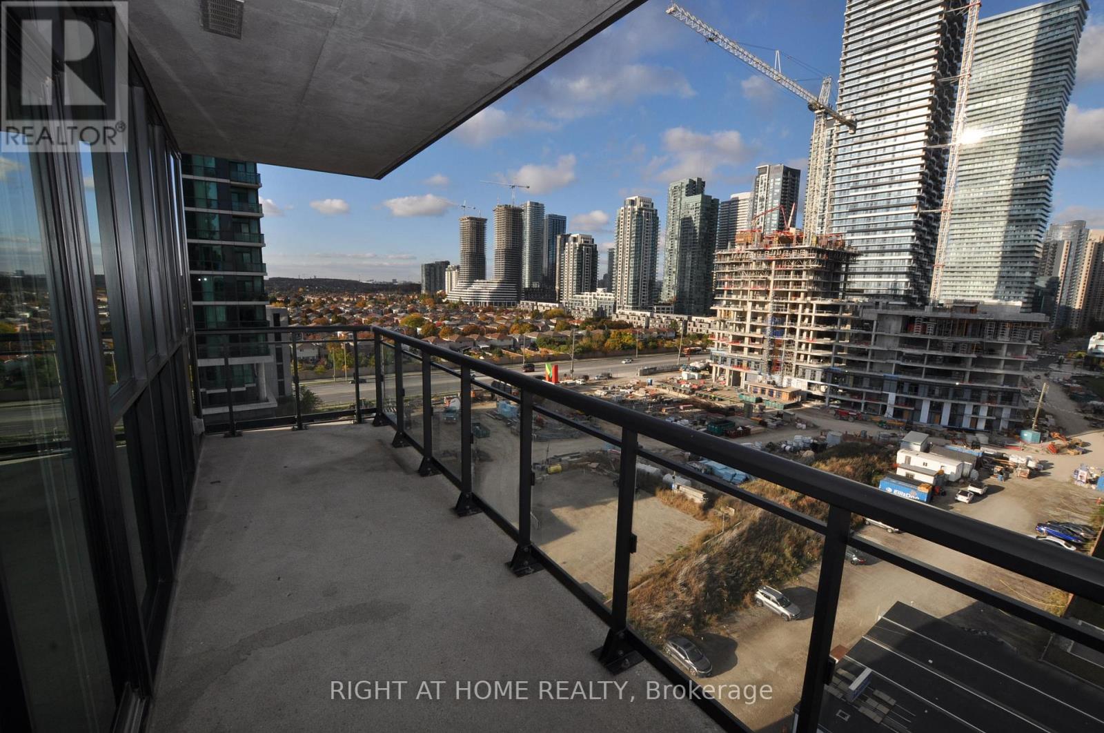 909 - 3975 Grand Park Drive, Mississauga, Ontario  L5B 0K4 - Photo 20 - W12496484