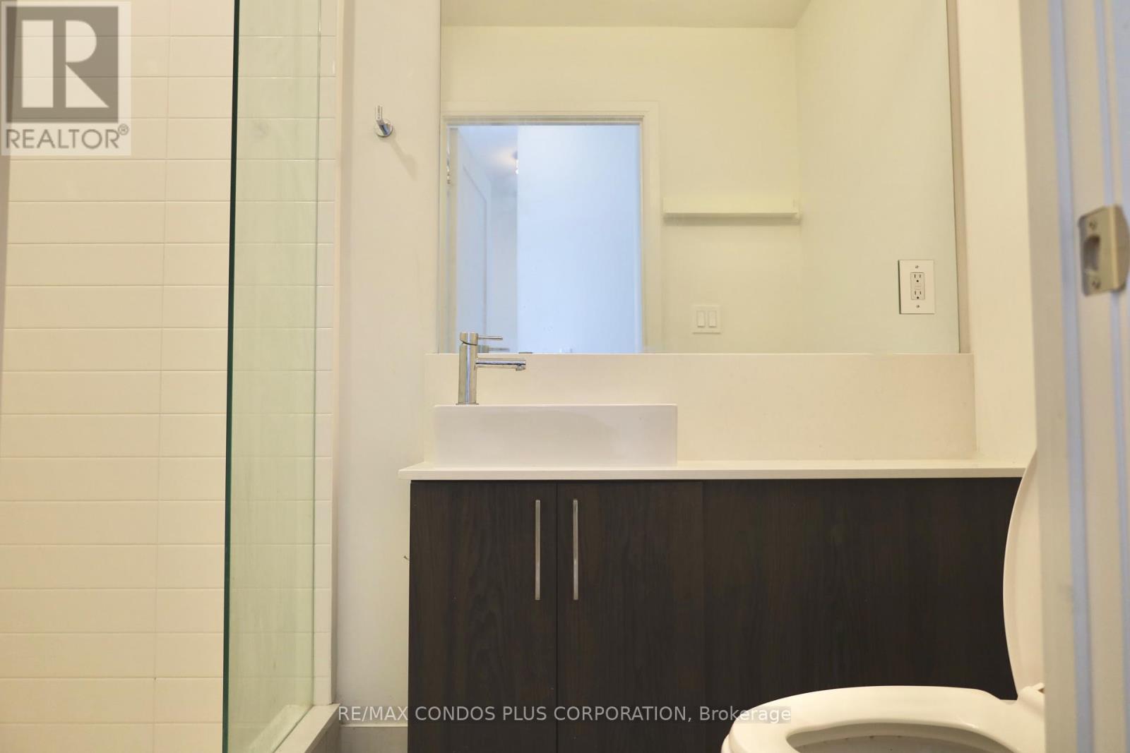 1803 - 27 Bathurst Street, Toronto, Ontario  M5V 0R1 - Photo 18 - C12508948