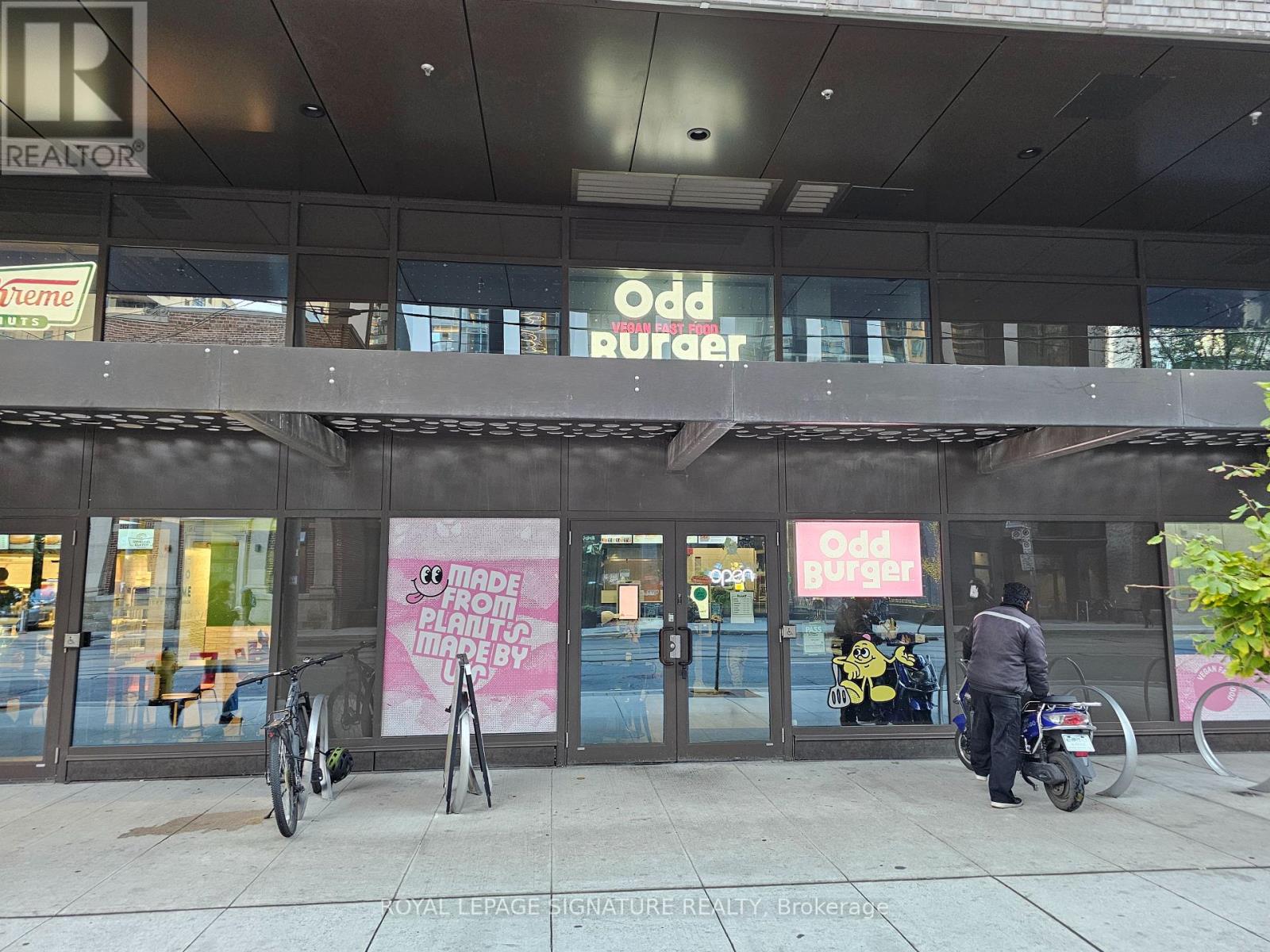 3 - 229 Church Street, Toronto, Ontario  M5B 1Y7 - Photo 2 - C12509012