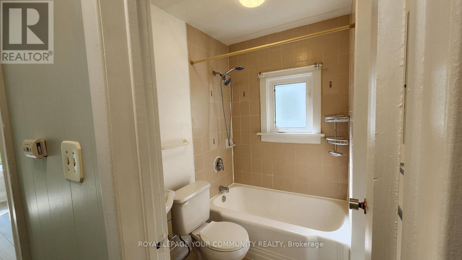 207 Olive Avenue, Toronto, Ontario M2N 4P5 - Photo 9 - C12509026