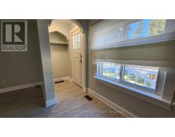 207 OLIVE AVENUE, Toronto, Ontario