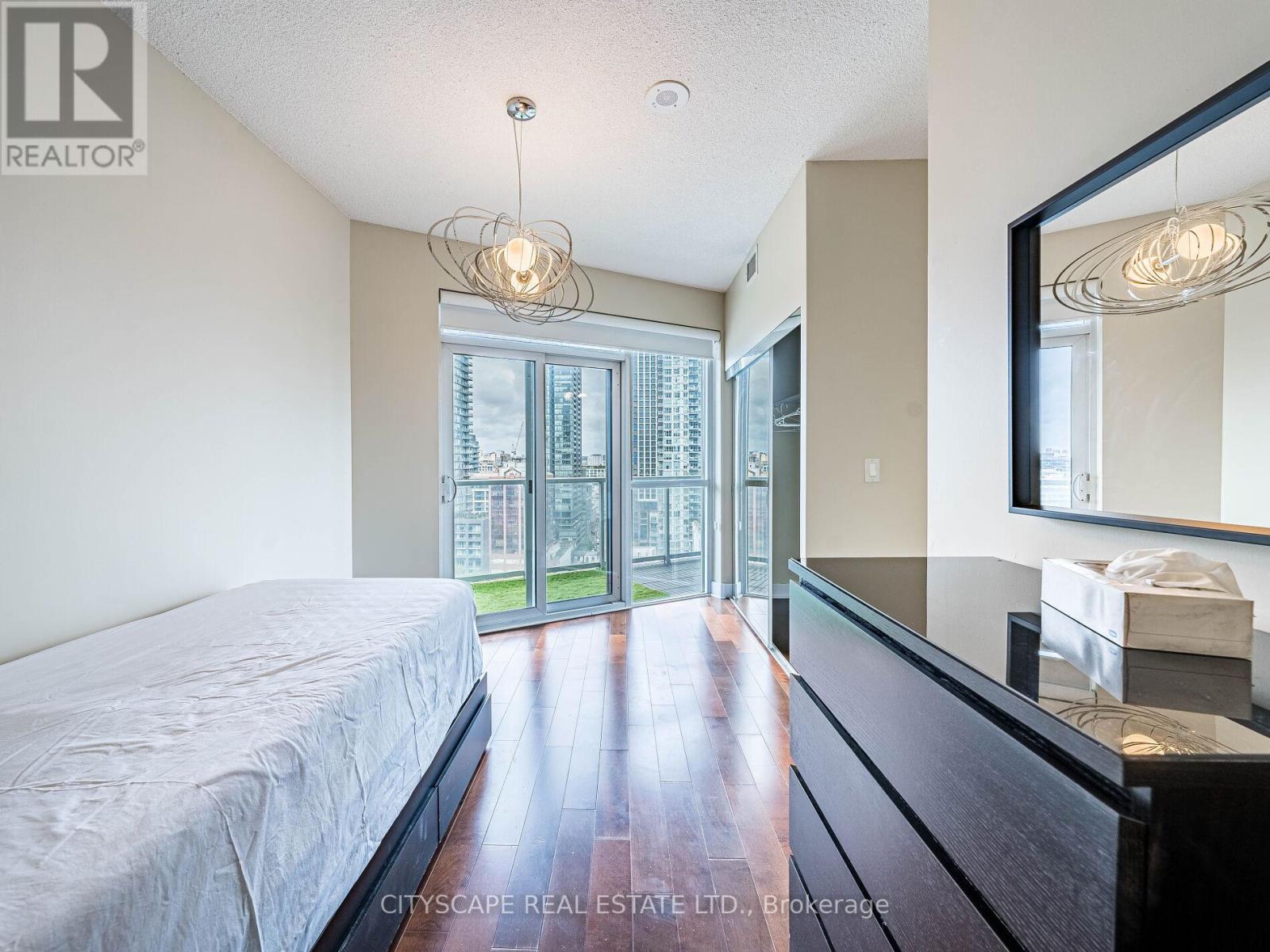 1915 - 352 Front Street W, Toronto, Ontario  M5V 1B5 - Photo 24 - C12509068