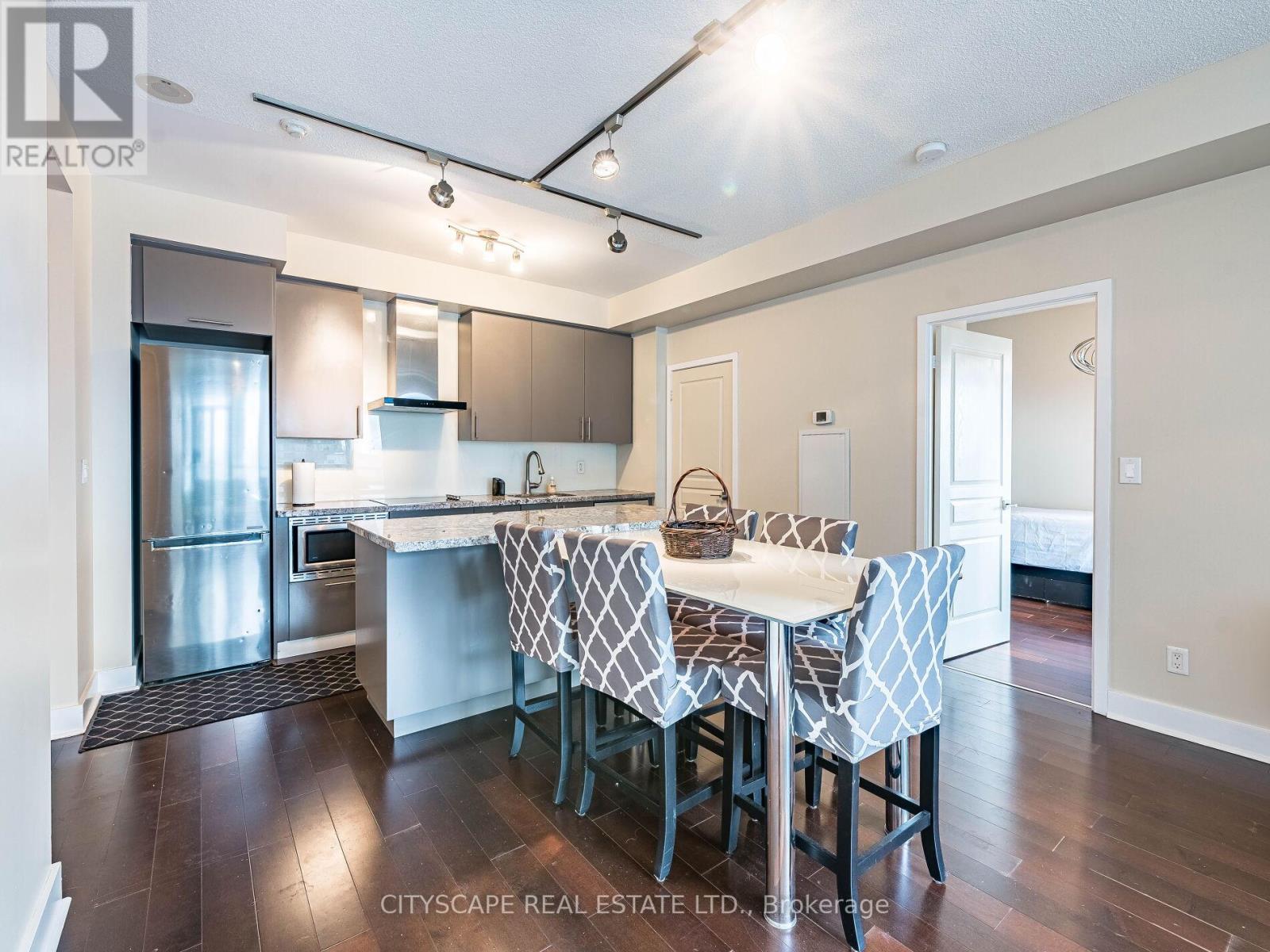 1915 - 352 Front Street W, Toronto, Ontario  M5V 1B5 - Photo 7 - C12509068