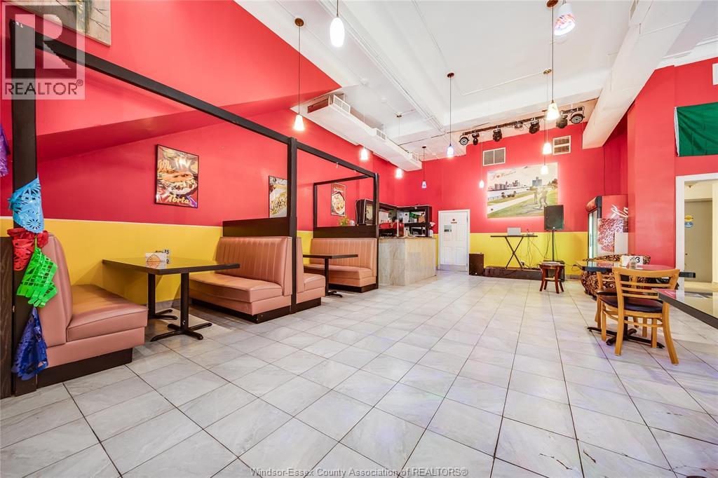 325 Ouellette Avenue, Windsor, Ontario N9A 4J1 - Photo 10 - 25028008