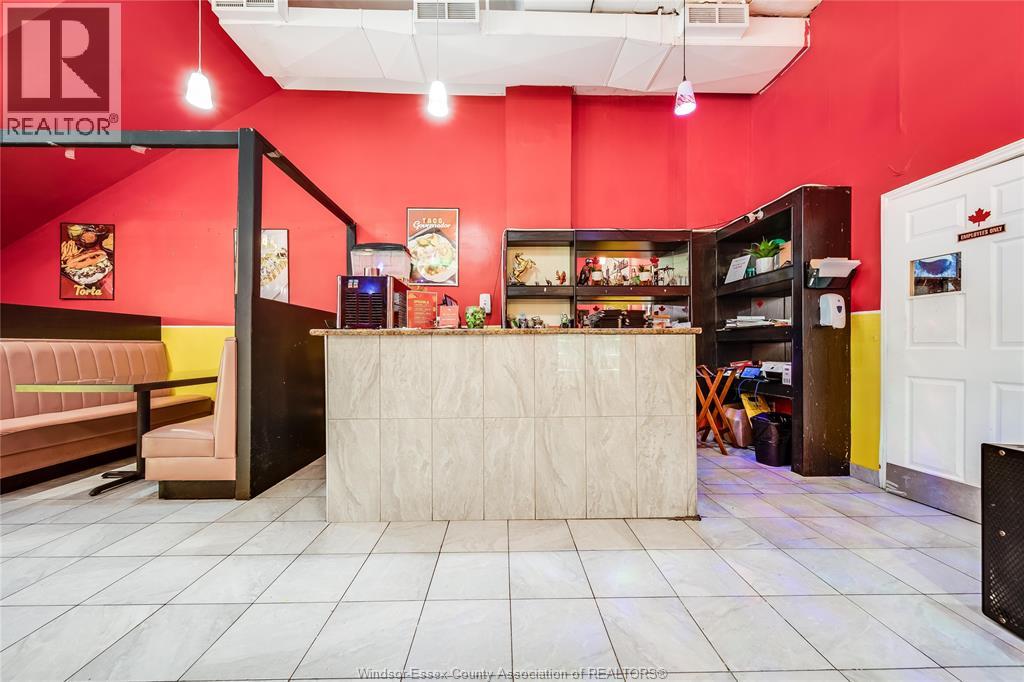 325 Ouellette Avenue, Windsor, Ontario N9A 4J1 - Photo 13 - 25028008