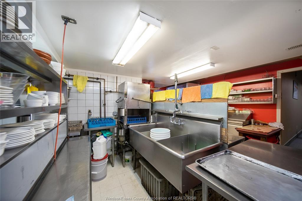 325 Ouellette Avenue, Windsor, Ontario N9A 4J1 - Photo 22 - 25028008