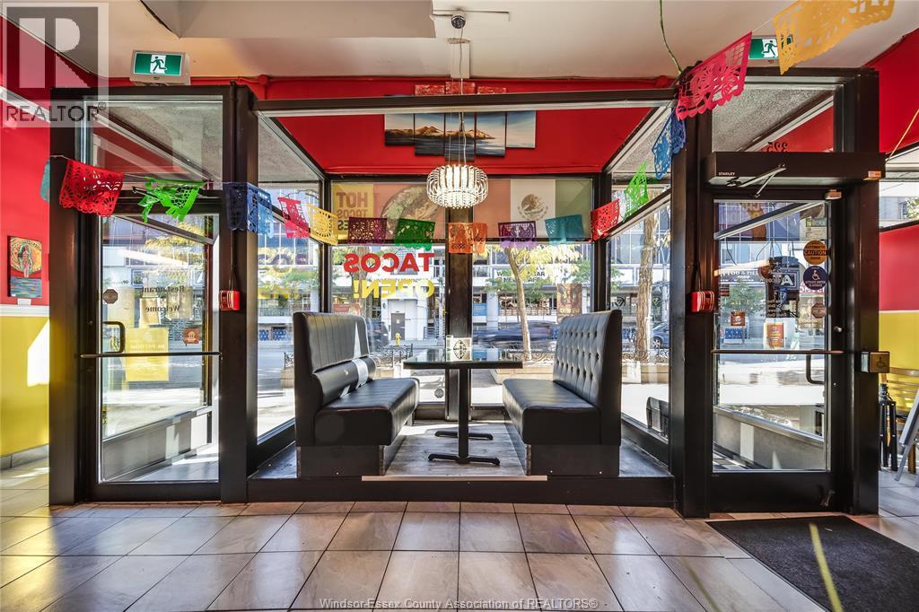 325 Ouellette Avenue, Windsor, Ontario N9A 4J1 - Photo 4 - 25028008