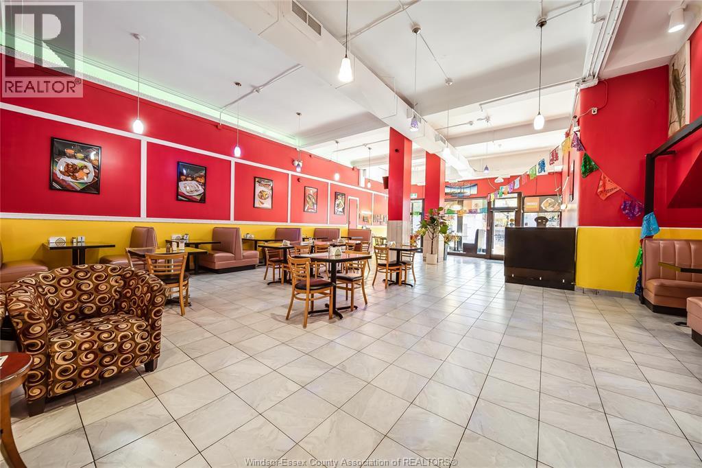 325 Ouellette Avenue, Windsor, Ontario N9A 4J1 - Photo 5 - 25028008