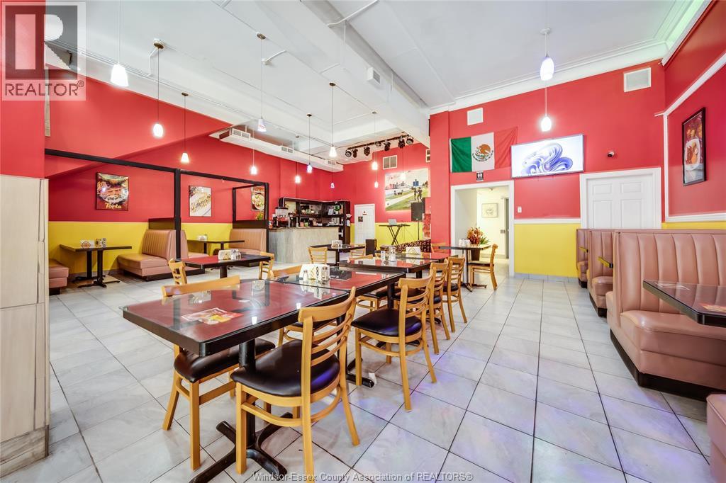 325 Ouellette Avenue, Windsor, Ontario N9A 4J1 - Photo 8 - 25028008