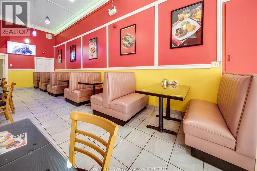 325 Ouellette Avenue, Windsor, Ontario N9A 4J1 - Photo 9 - 25028008