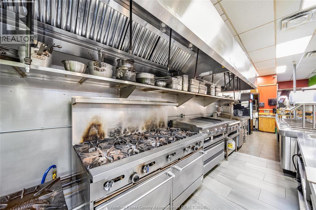 16 Talbot Street East, Leamington, Ontario N8H 1L2 - Photo 33 - 25028003