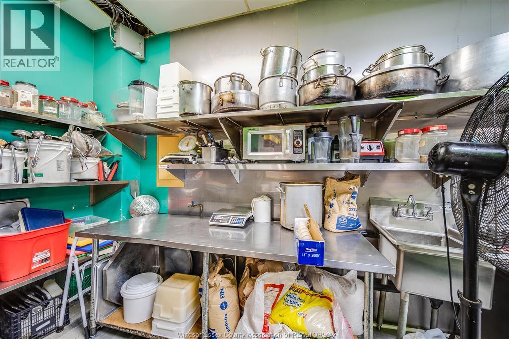 16 Talbot Street East, Leamington, Ontario N8H 1L2 - Photo 37 - 25028003