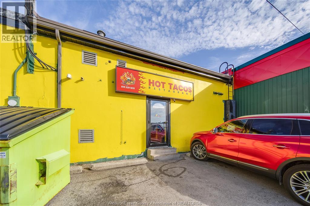 16 Talbot Street East, Leamington, Ontario N8H 1L2 - Photo 47 - 25028003