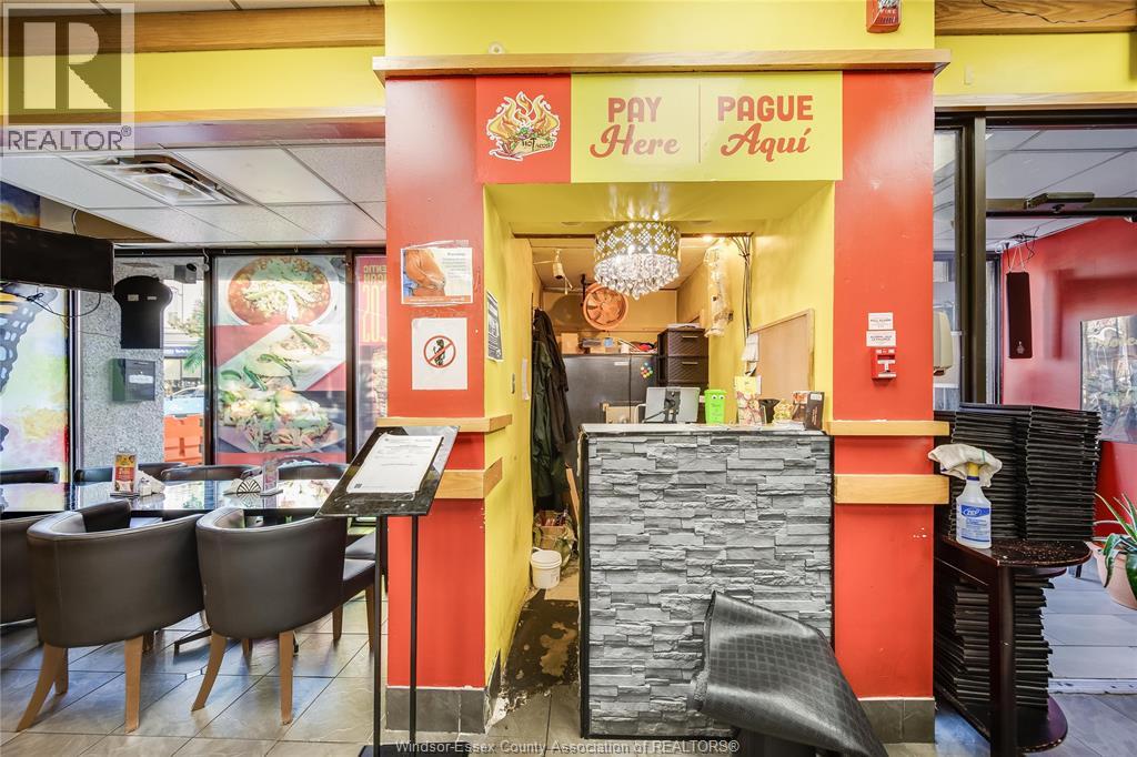 16 Talbot Street East, Leamington, Ontario N8H 1L2 - Photo 7 - 25028003