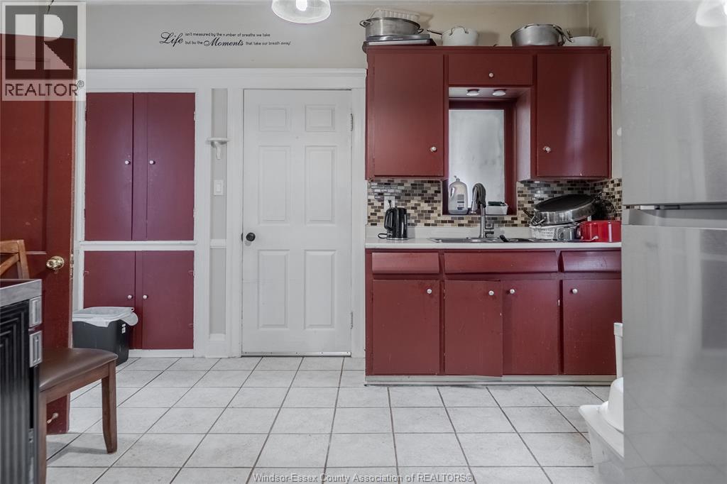 2084 Ottawa Street, Windsor, Ontario N8T 2M7 - Photo 10 - 25028001